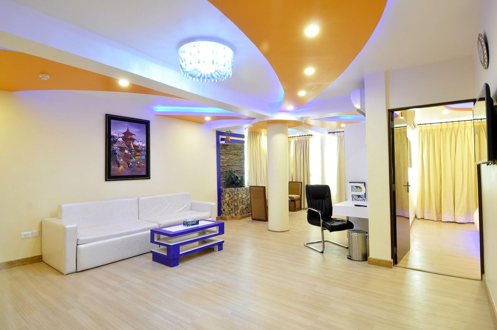 Royal Penguin Boutique Hotel & Spa Kathmandu Esterno foto