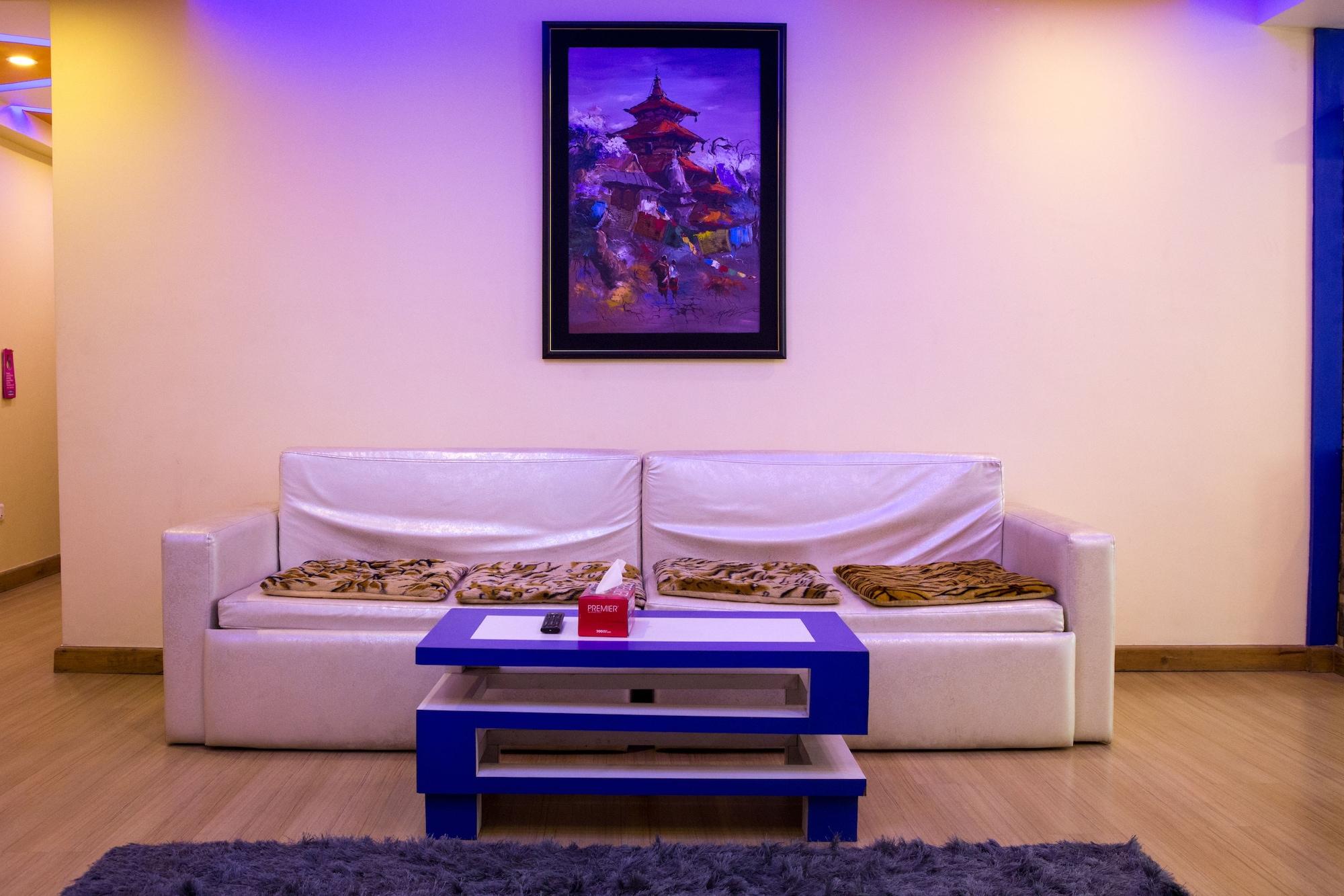 Royal Penguin Boutique Hotel & Spa Kathmandu Esterno foto